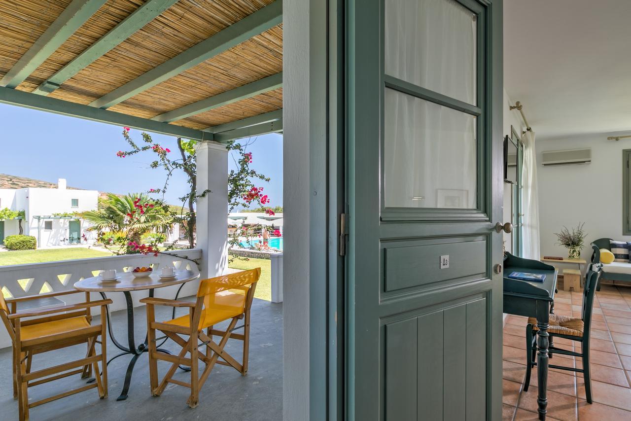 Dioni Hotel Skyros Bagian luar foto