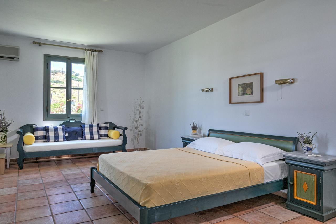 Dioni Hotel Skyros Bagian luar foto